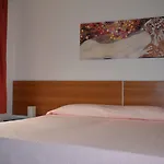 Adria Szálloda 3*
