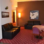Adria Hotel 3*