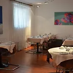 Adria Hotel 3*