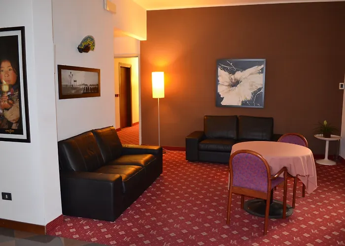 Adria Hotel 3*