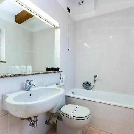 Adria Hotel